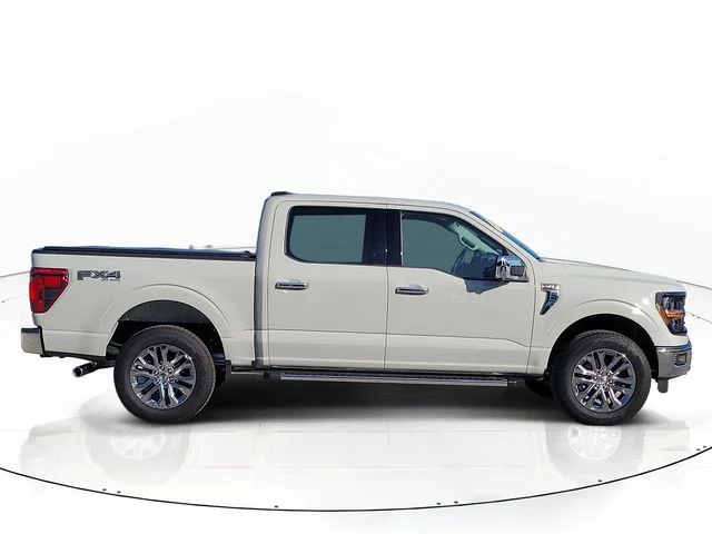 Used 2026 White Ford XLT image 4