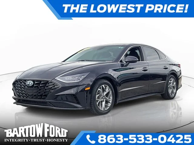 Used 2023 Blue Hyundai SEL image 1