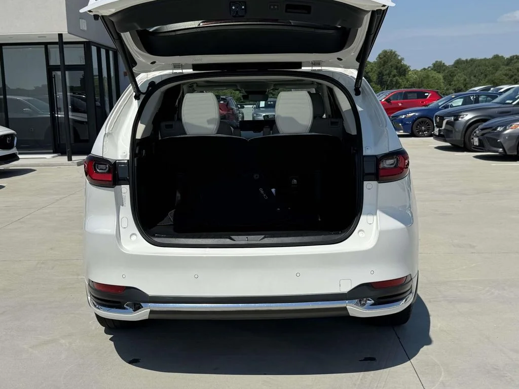 Used 2024 White Mazda 3.3 Turbo S Premium image 32