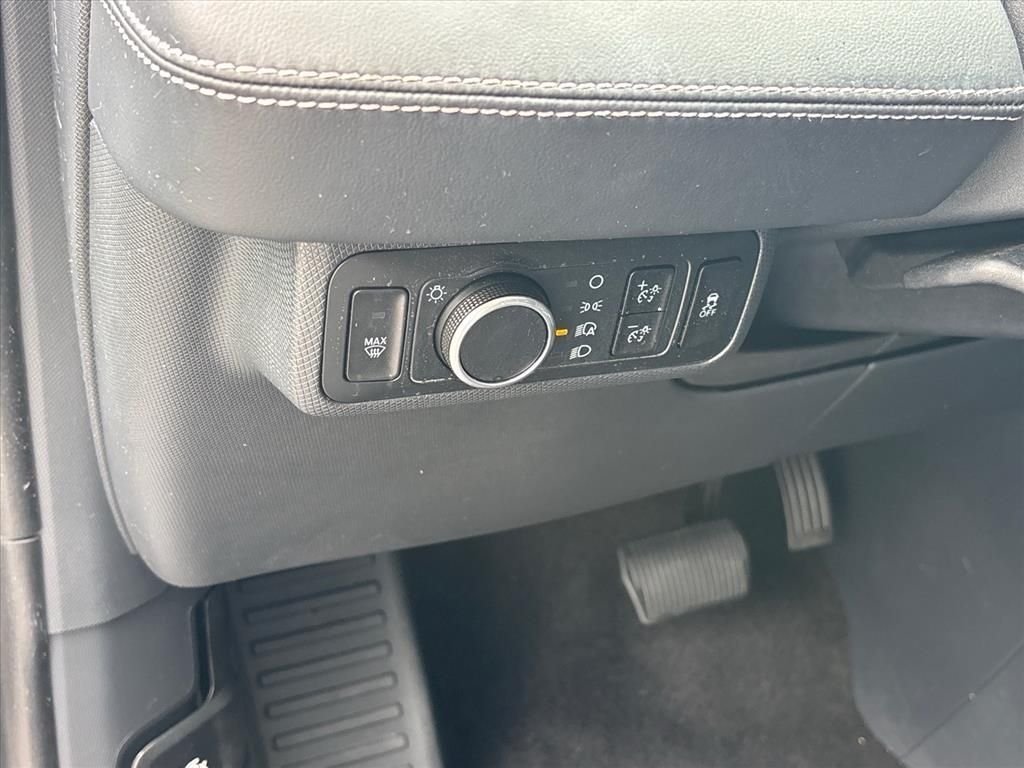 Used 2024 Gray Metallic Ford Select image 7