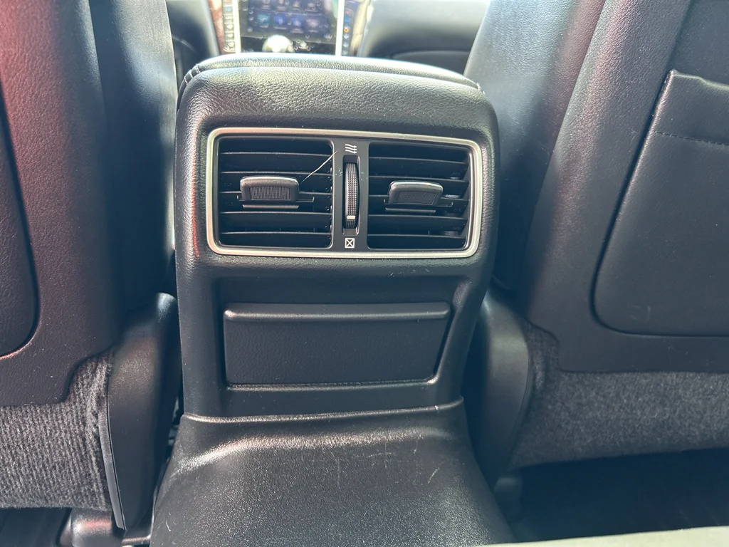 Used 2015 Graphite Shadow INFINITI Premium image 19