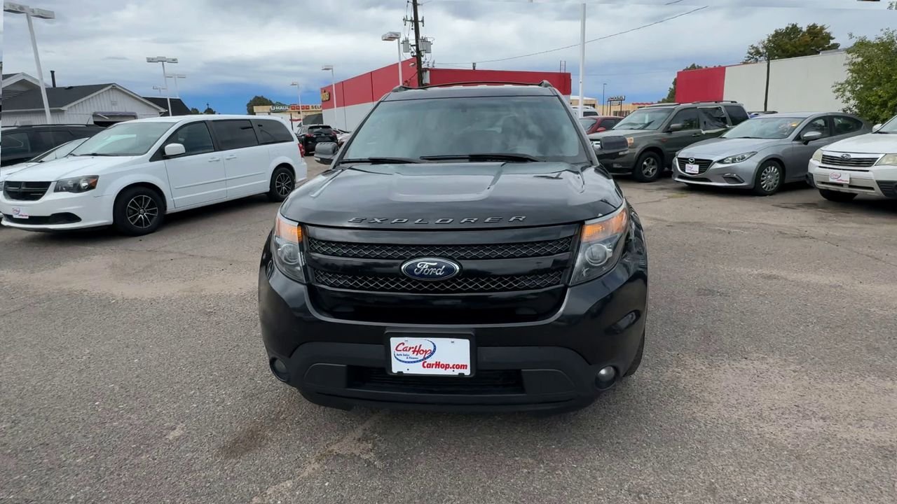 2015 Ford Explorer Sport photo 2