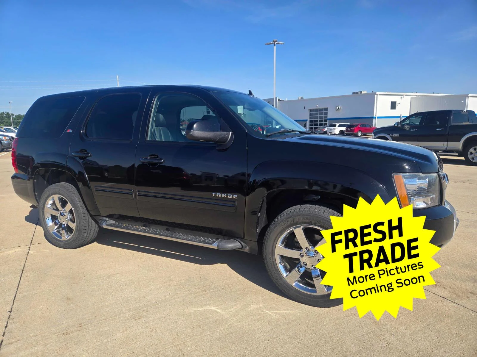 Used 2010 Black Chevrolet LT image 4