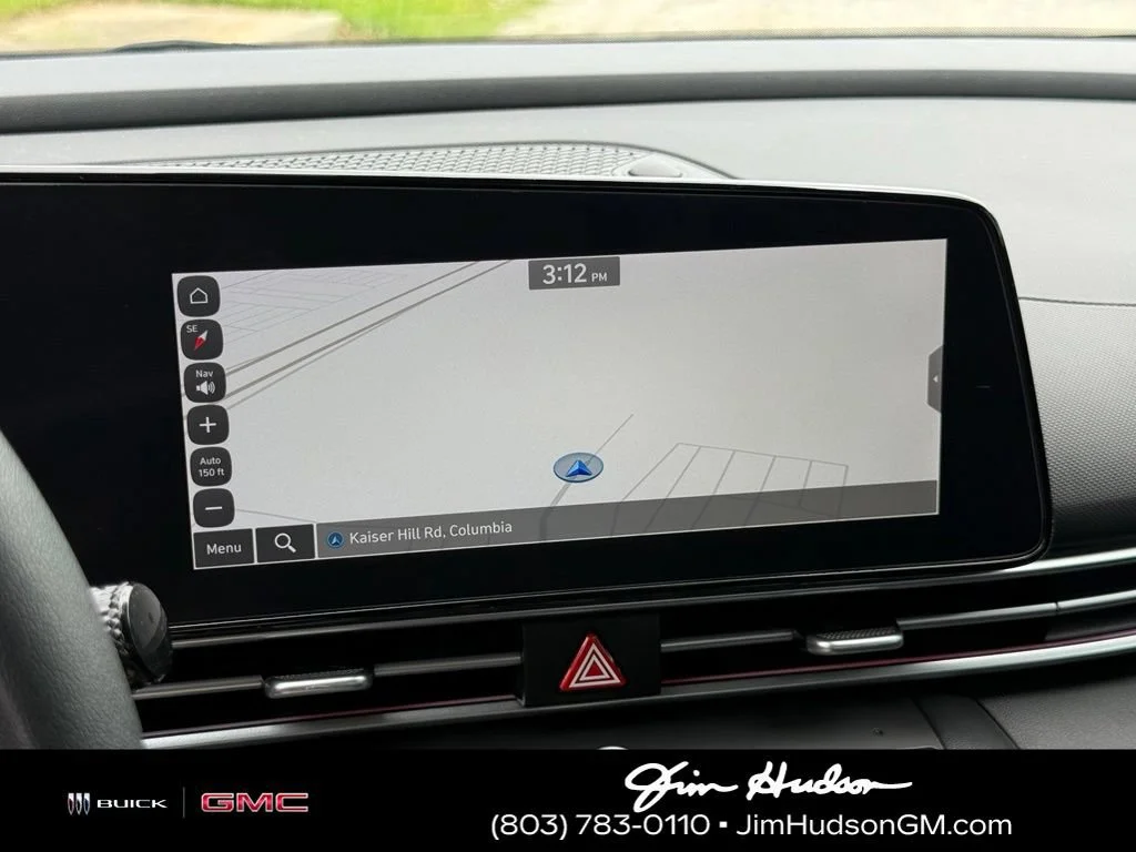 Used 2024 Red Hyundai SEL image 5