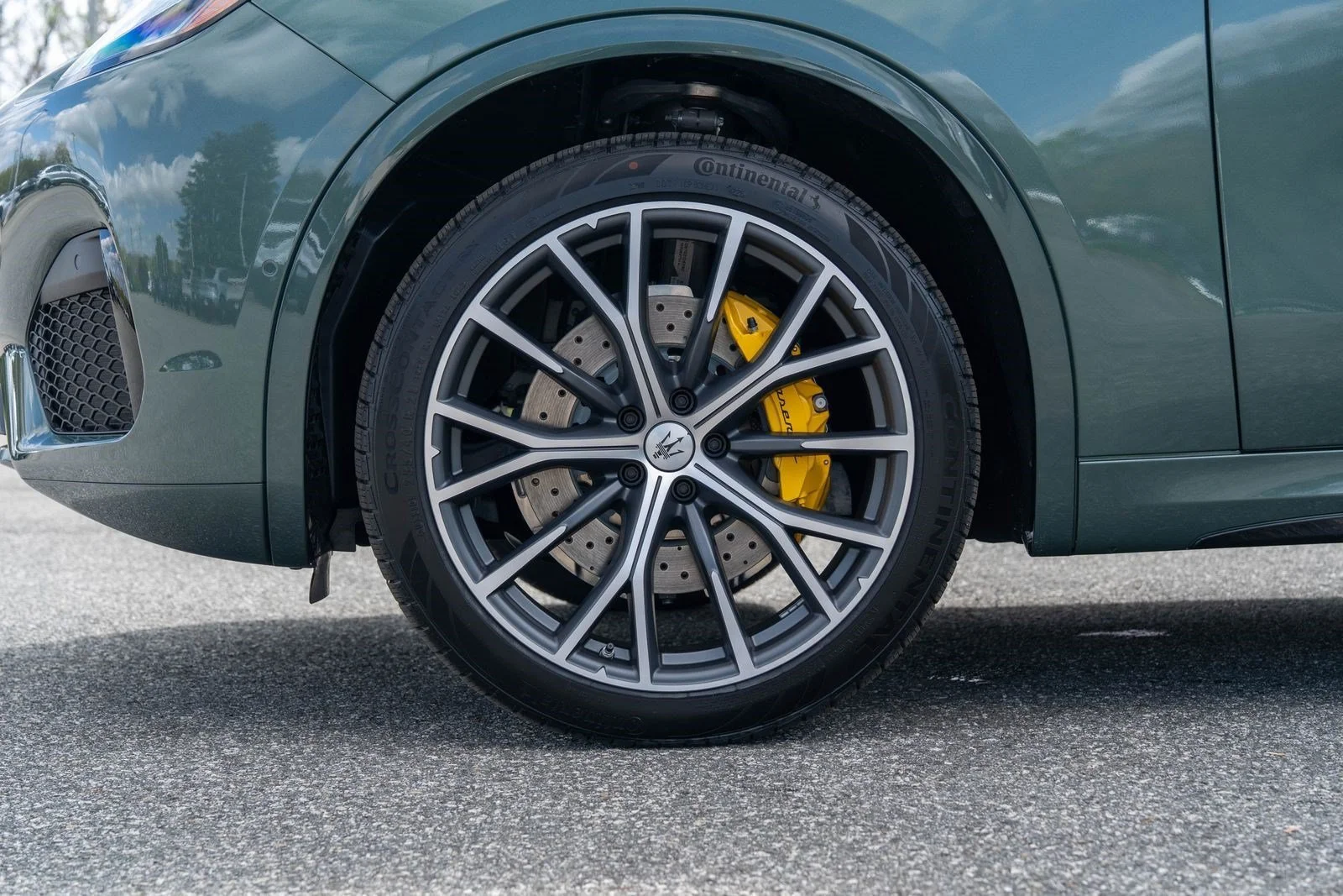 New 2026 Verde Royale Metallic Maserati Modena image 10