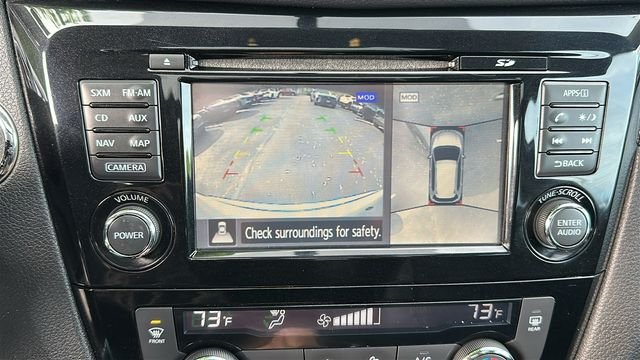 Used 2016 Silver Nissan SL image 10