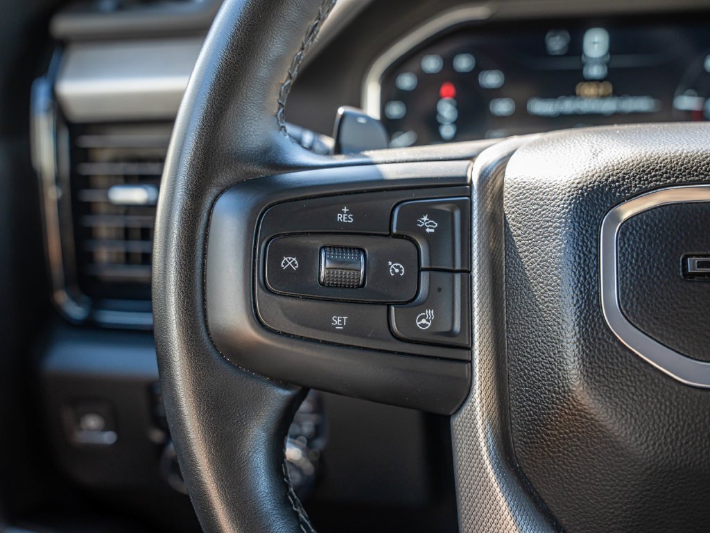 Used 2024 Onyx Black GMC Denali image 30