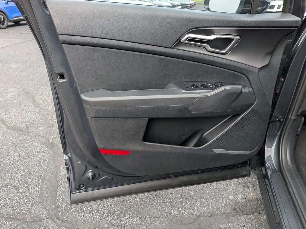 New 2027  Kia LX image 40