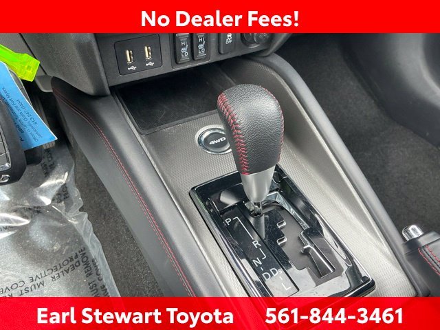 Used 2024 Black Mitsubishi 2.0 LE image 36