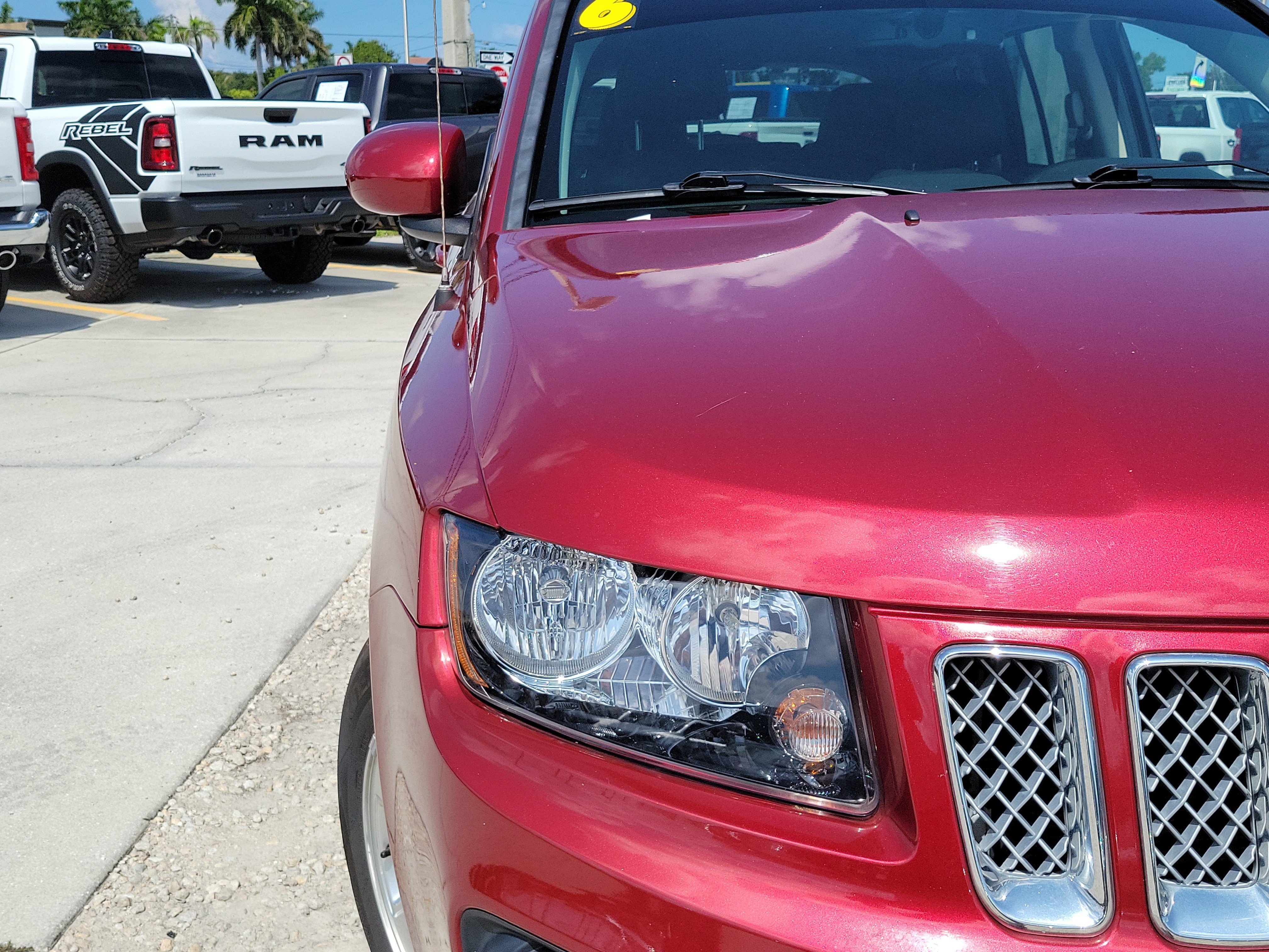 Used 2016 Deep Cherry Red Crystal Pearlcoat Jeep Latitude image 7