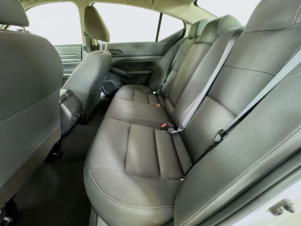 2025 Nissan Altima SV - Photo 28