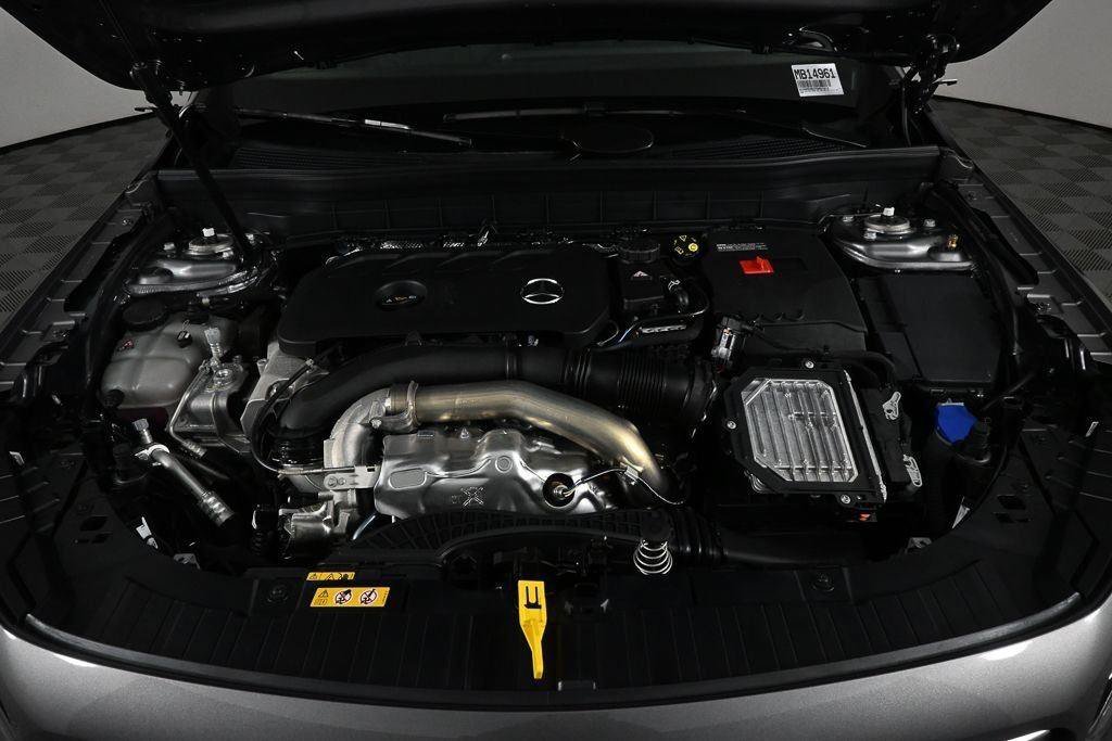 New 2026 Mountain Grey Metallic Mercedes-Benz GLB 250 image 73