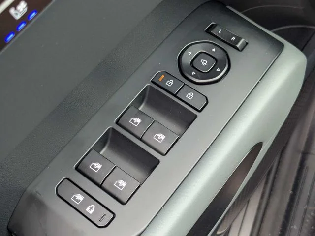 New 2027 Ebony Black Kia X-LINE SX image 23