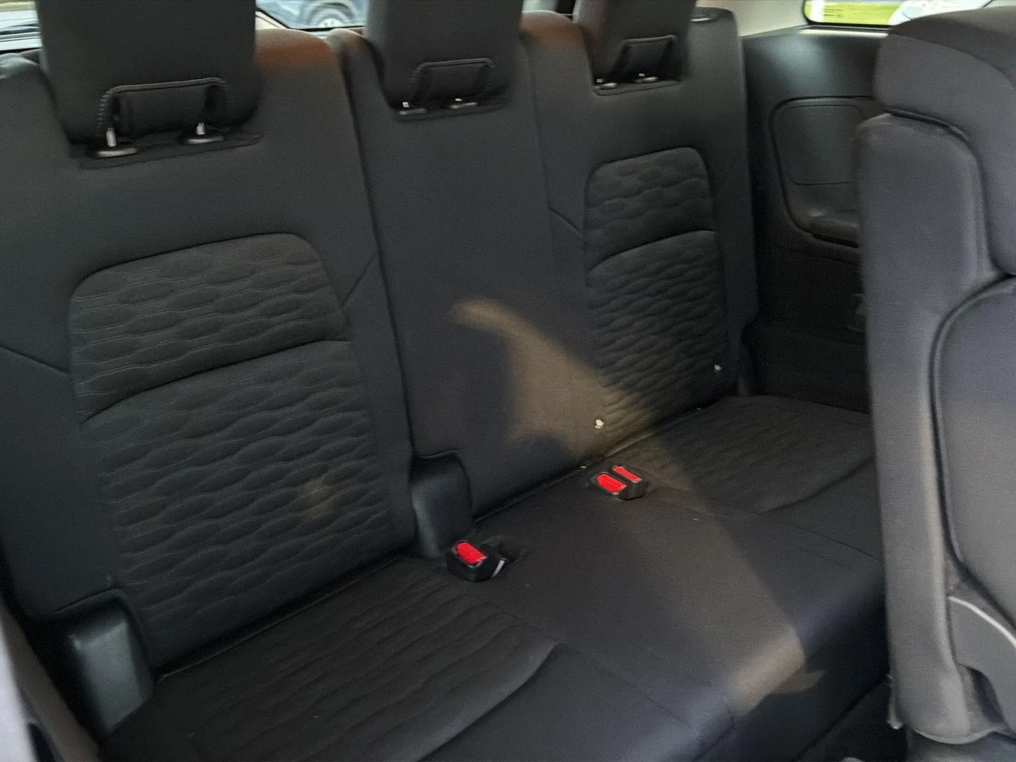 2025 Nissan Pathfinder SV - Photo 13