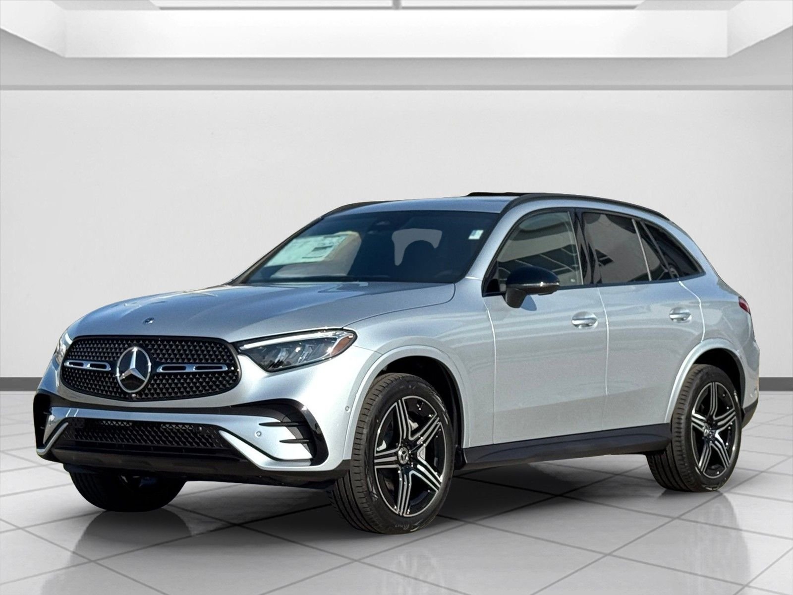 New 2026 Cirrus Silver Metallic Mercedes-Benz GLC 300 image 6