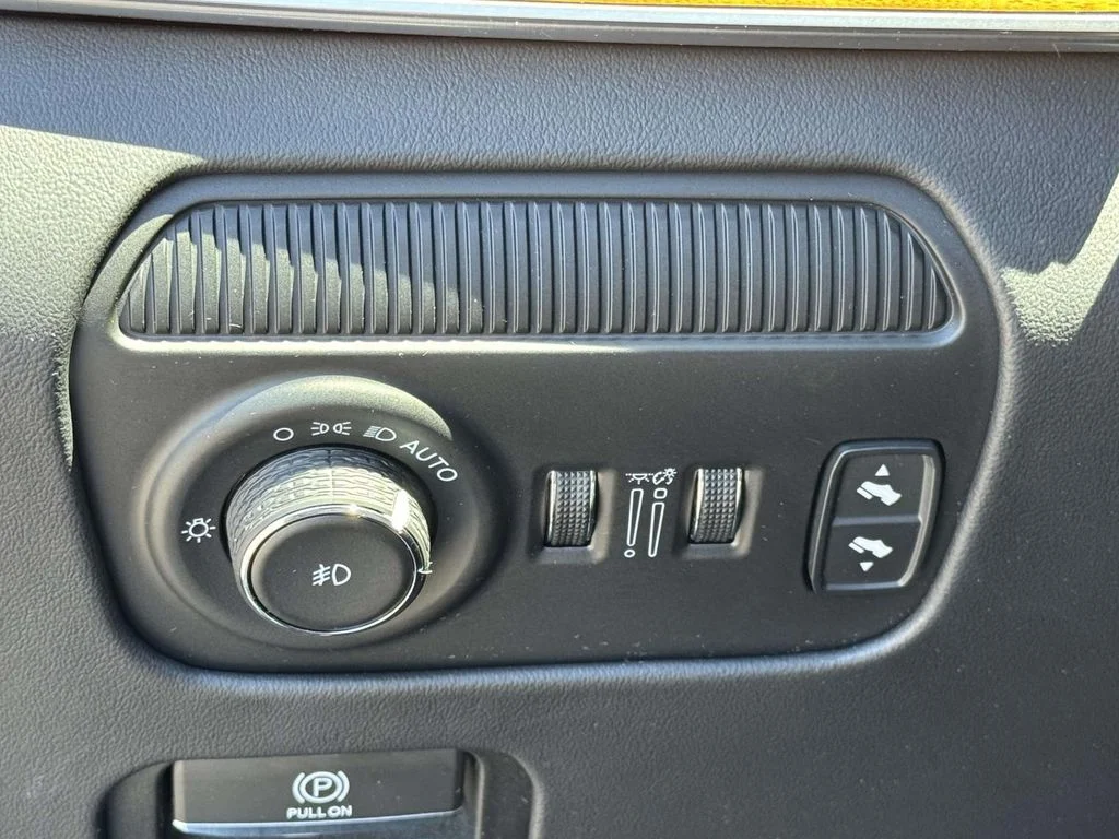 Used 2024 Red Jeep Series III image 28