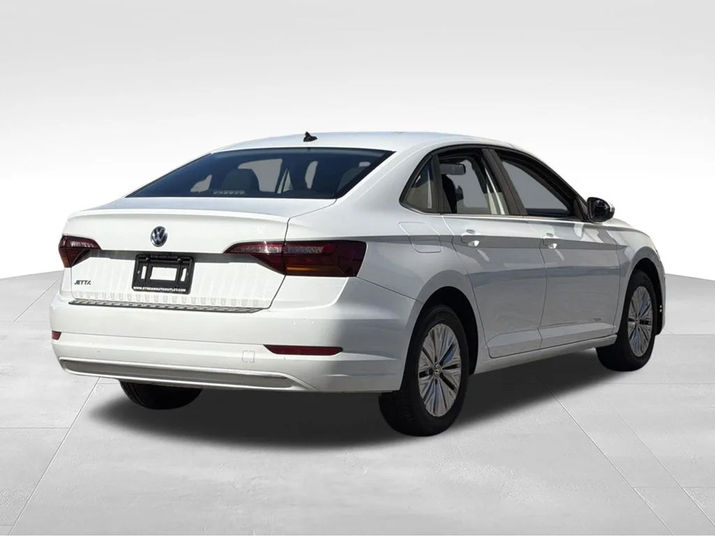 Used 2019 White Volkswagen 1.4T S image 8