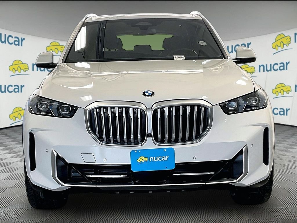 Used 2026 White BMW xDrive40i image 2