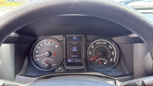 Used 2019 Super White Toyota SR image 21