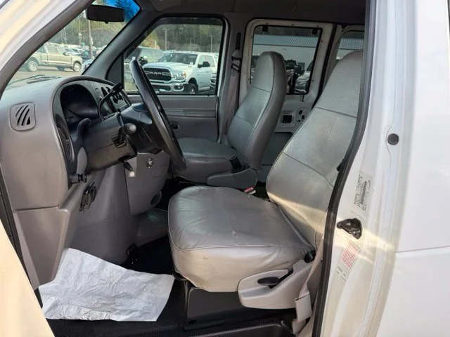 Used 1998 Ford Club Wagon XL with VIN 1FMRE1165WHB80955 for sale in Spokane Valley, WA