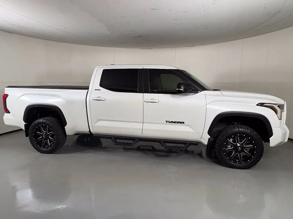 Used 2024 White Toyota D image 9