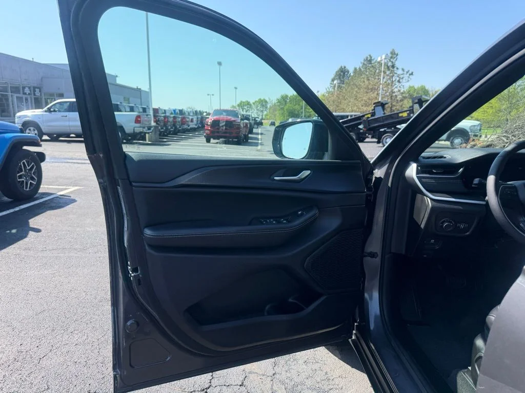 Certified Used 2024 Gray Jeep Altitude image 10