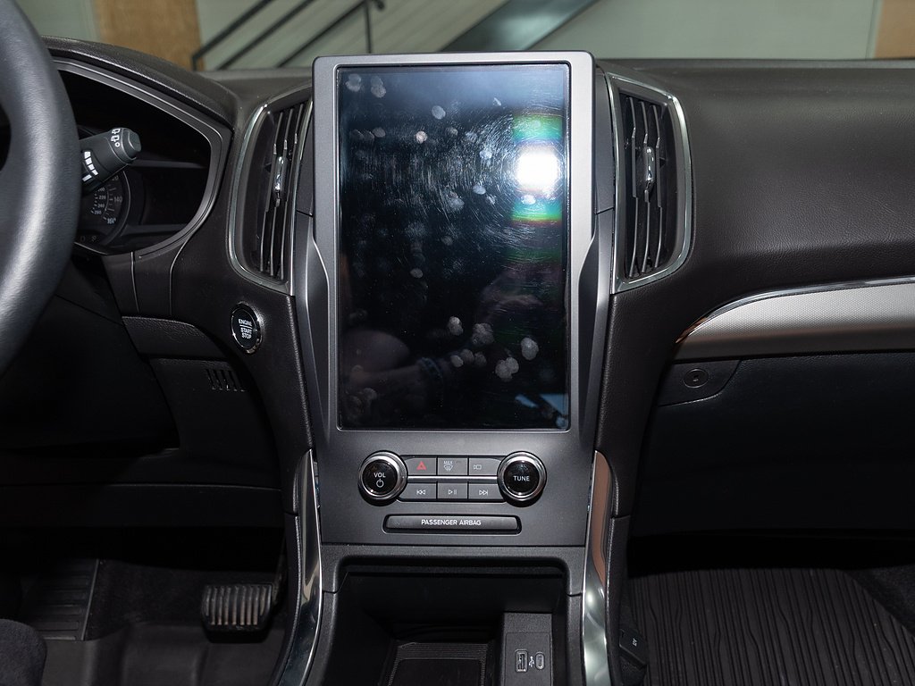 2024 Ford Edge Titanium - Photo 14
