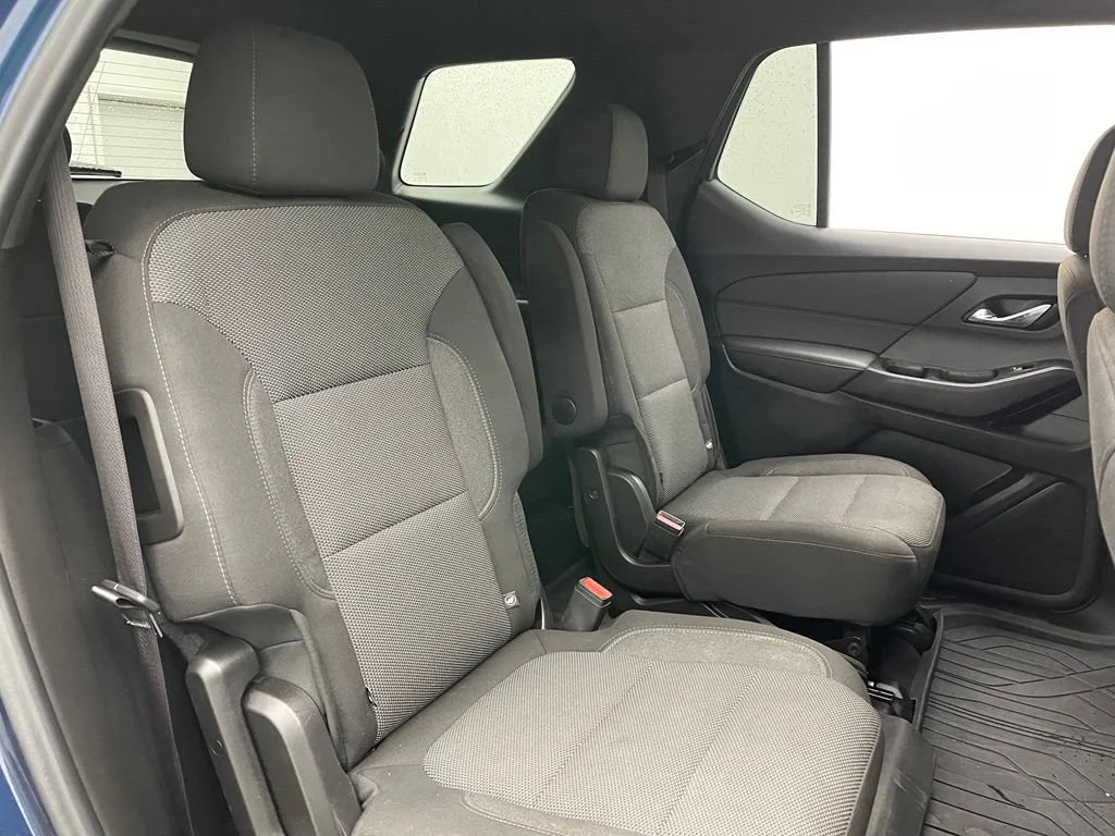 Used 2023 Northsky Blue Metallic Chevrolet LT Cloth image 36