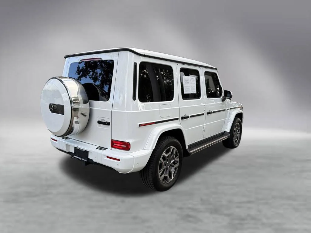 Used 2025 White Mercedes-Benz G 550 image 3