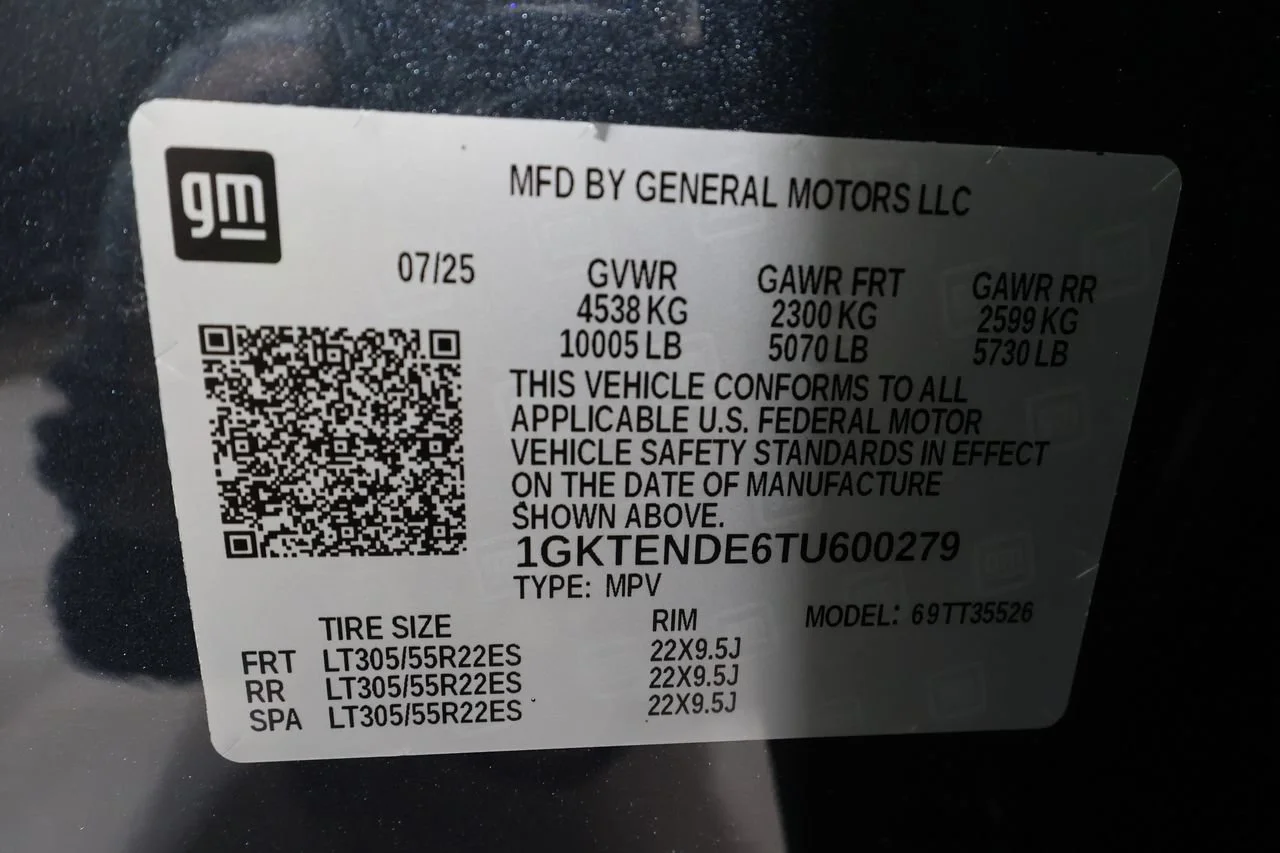 Used 2026 Graphite Blue Metallic GMC 2X image 31