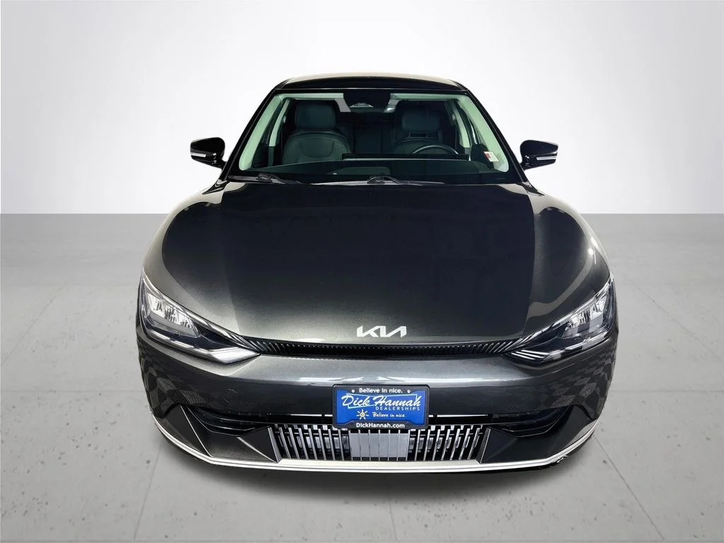 Used 2024 Gray Kia Light image 3