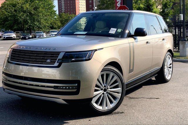 2026 Land Rover Range Rover SE