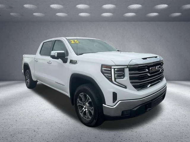 2025 GMC Sierra 1500 SLT