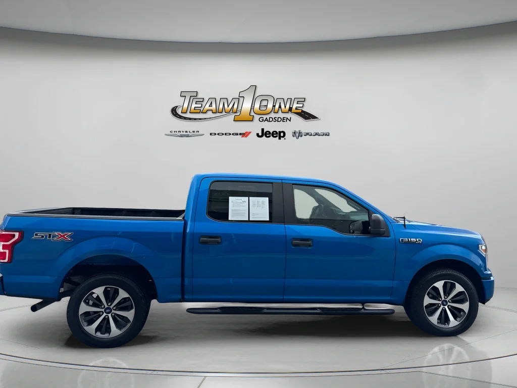 Used 2020 Blue Metallic Ford XL image 11