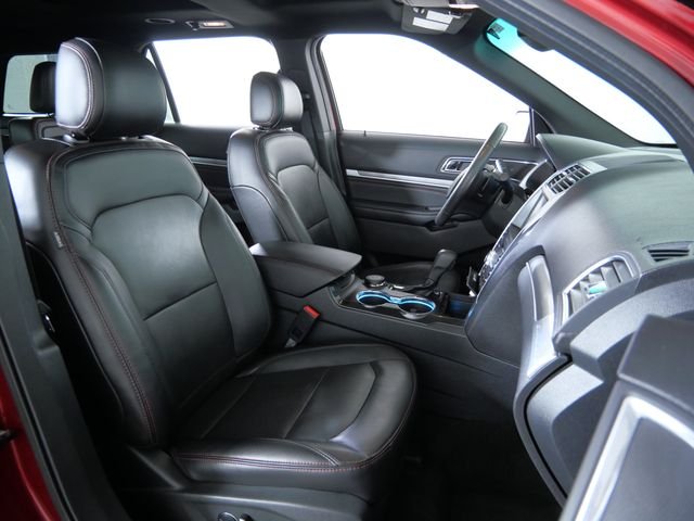 Used 2016 Red Ford Sport image 13
