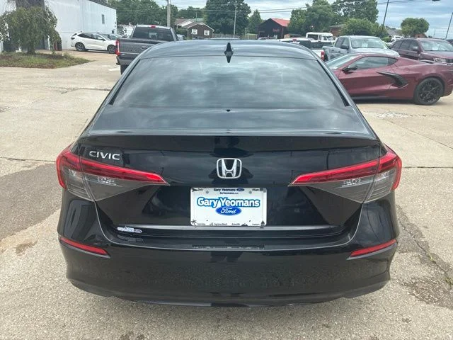 Certified Used 2022 Crystal Black Pearl Honda LX image 7