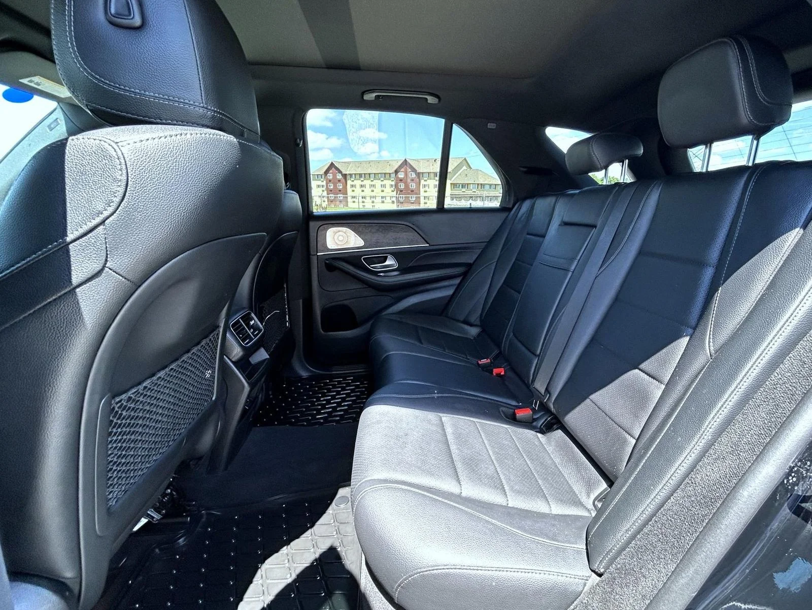 Used 2022 Black Mercedes-Benz GLE 350 image 20