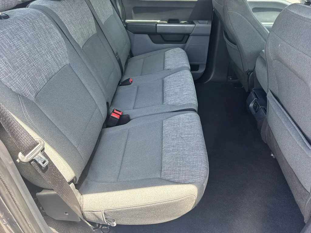 Used 2023 Gray Ford XLT image 15