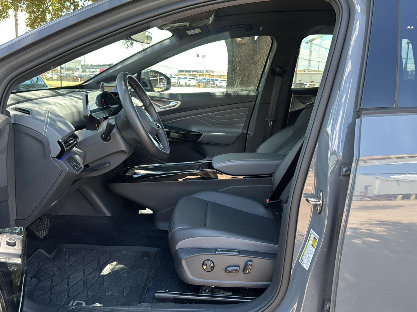 Certified Used 2023 Pure Gray Volkswagen Pro S image 9