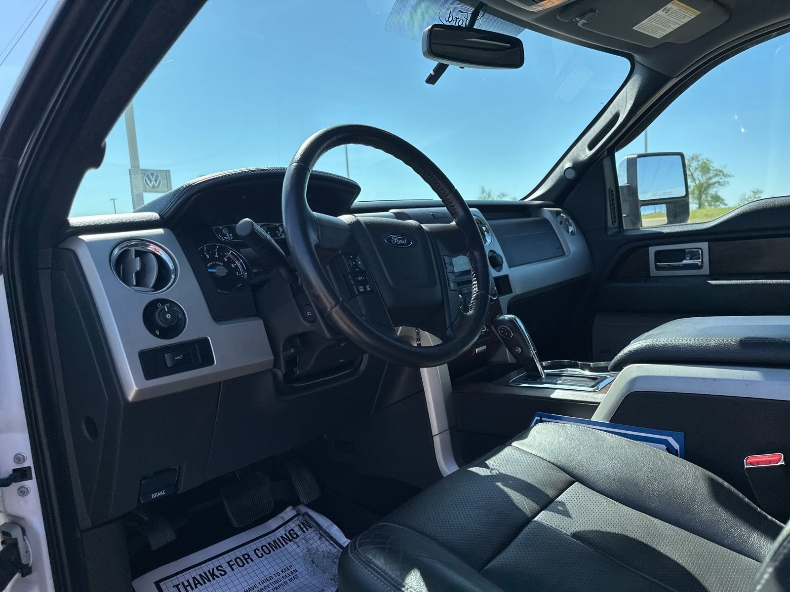 Used 2014 White Ford Lariat image 16
