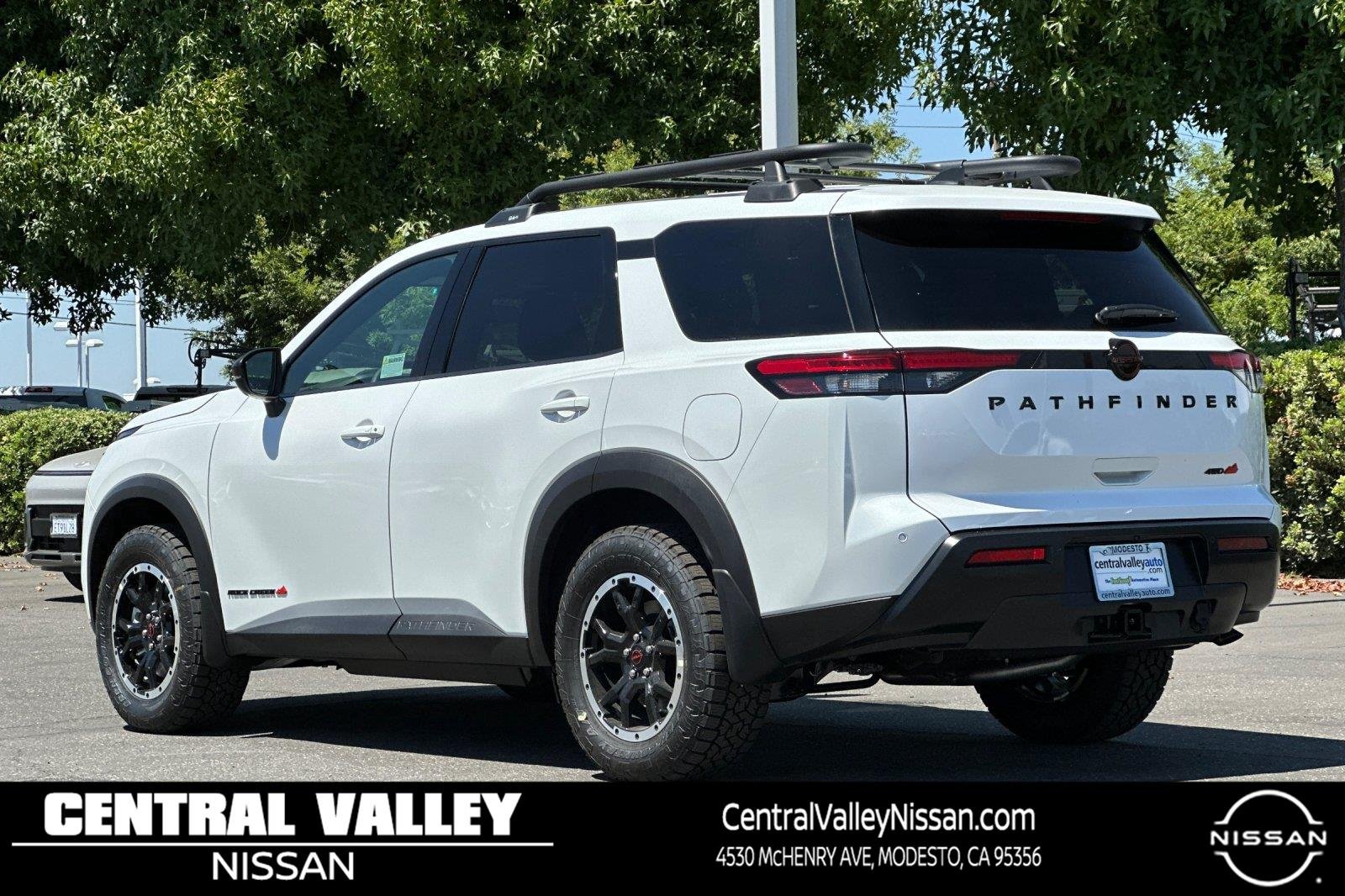 New 2026 Everest White Pearl Tricoat Nissan Rock Creek image 6