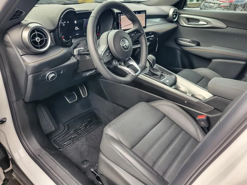 2025 Alfa Romeo Tonale Base - Photo 9