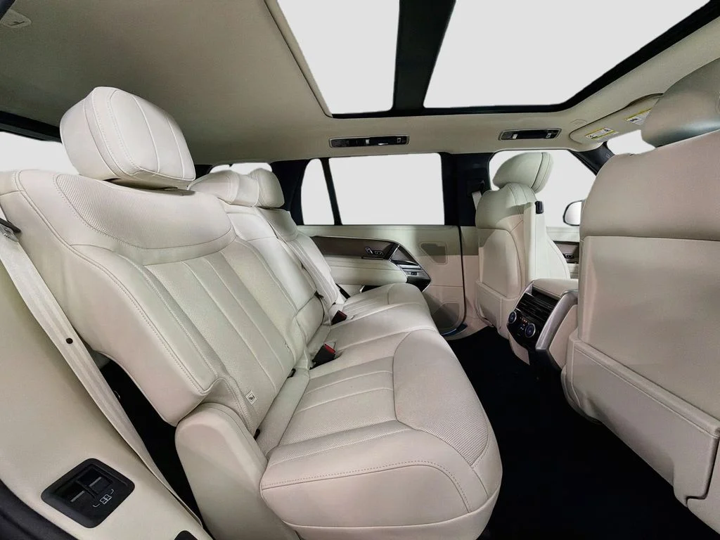 New 2026 Varesine Blue Land Rover SE 7 Seats image 30