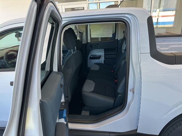 New 2025 Space White Metallic Ford XLT image 36