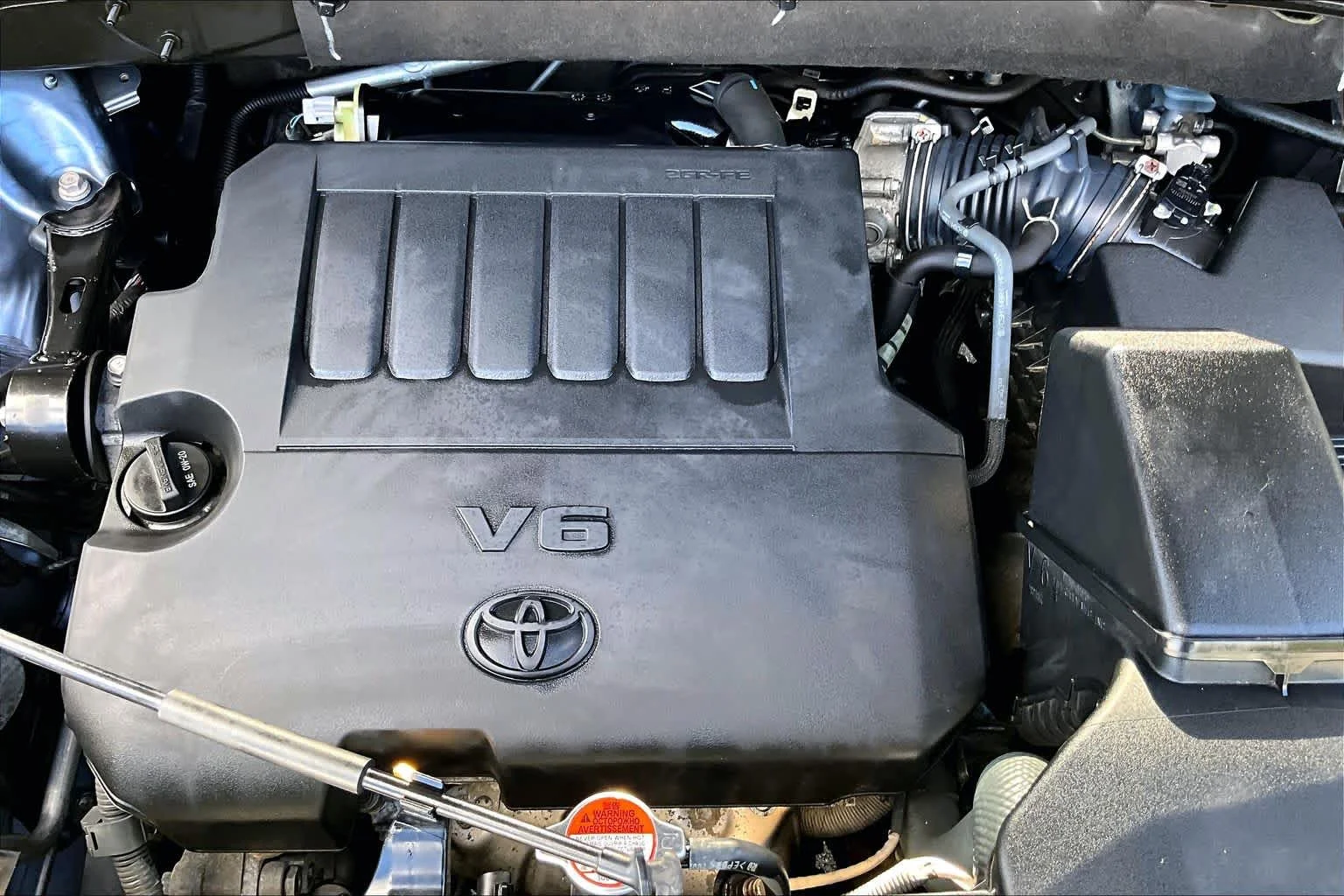 Used 2016 Shoreline Blue Pearl Toyota XLE image 33
