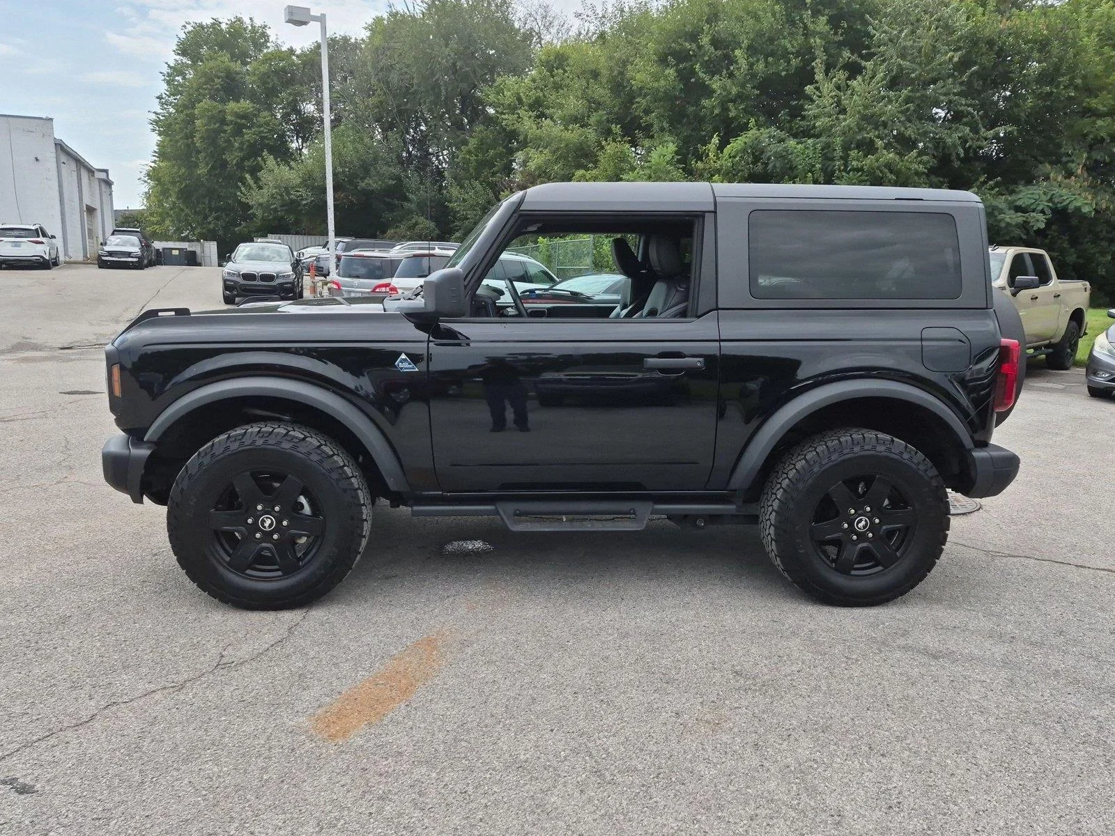Used 2024 Shadow Black Ford Black Diamond image 2