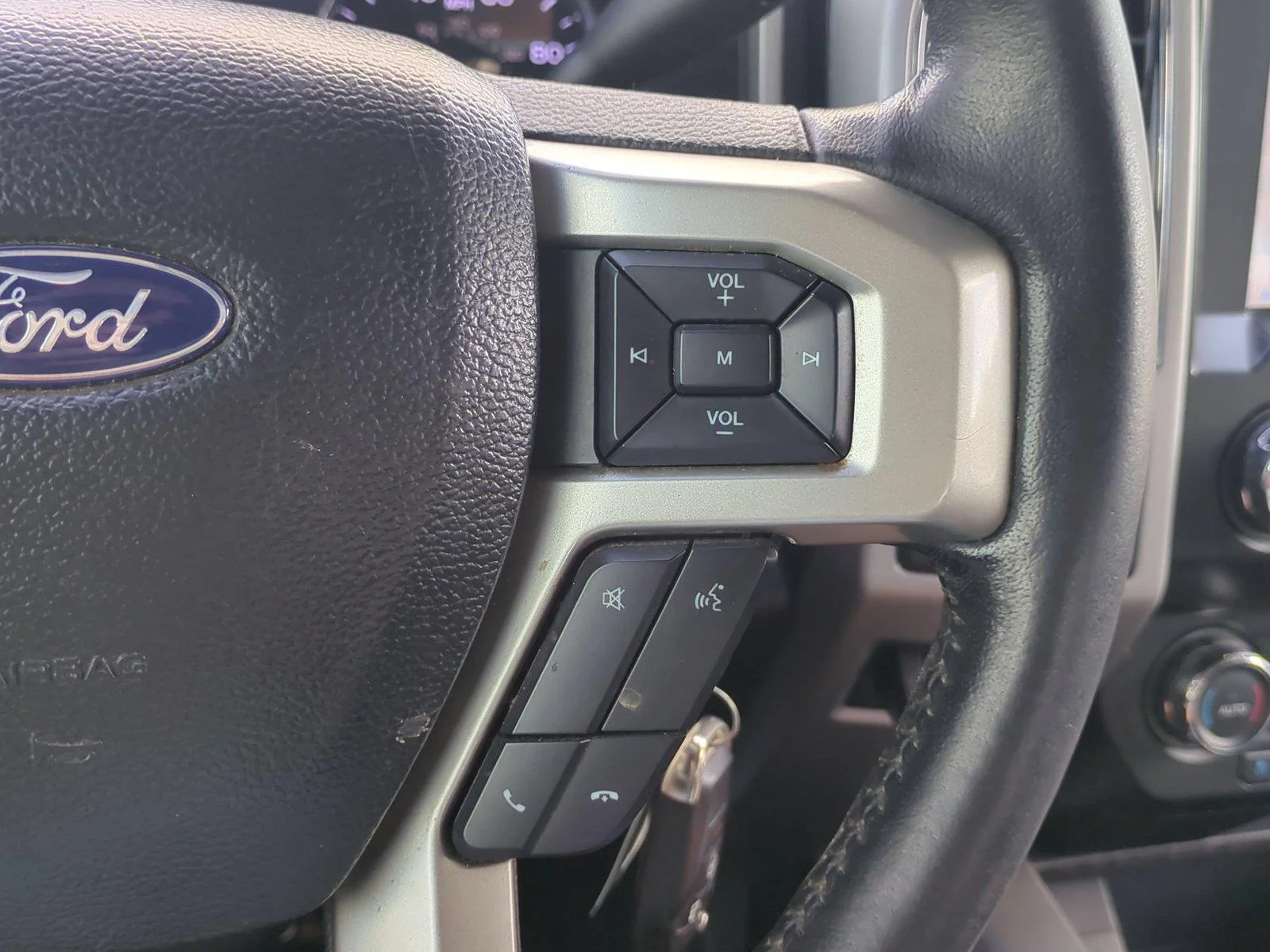 Used 2021 Oxford White Ford Lariat image 20