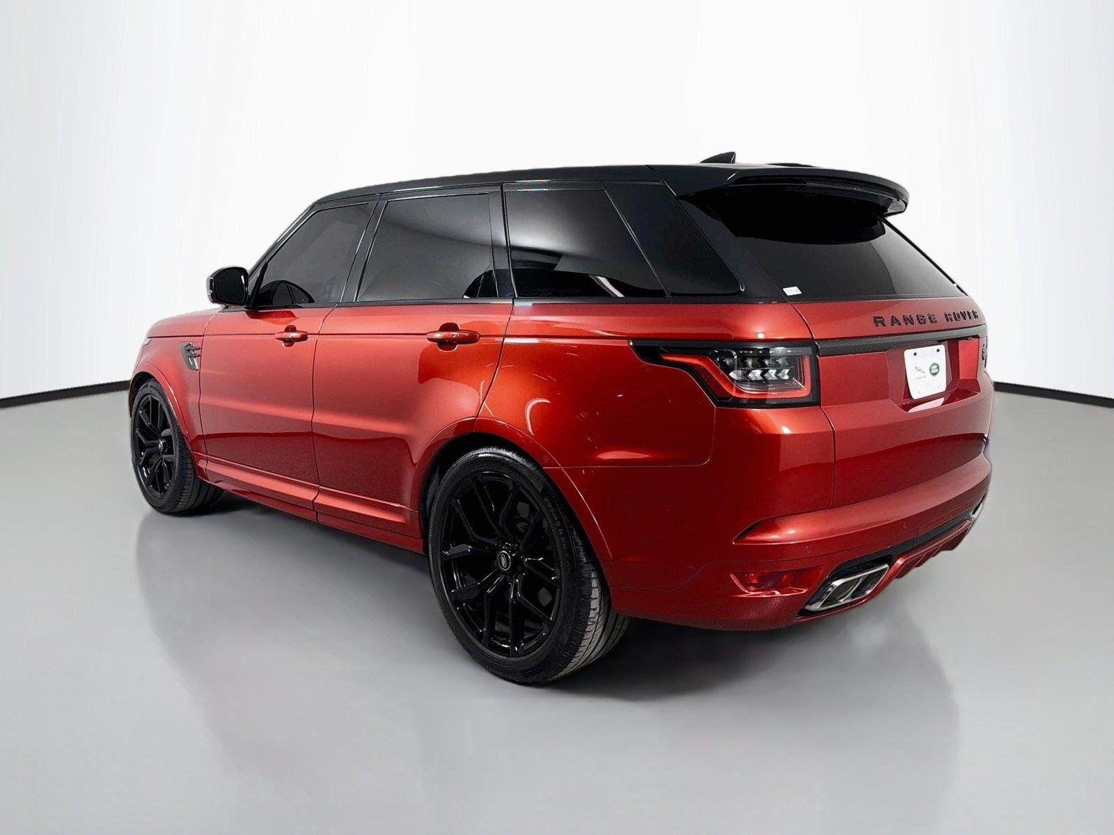 Certified Used 2022 Sanguinello Orange Gloss Land Rover SVR 575HP image 7