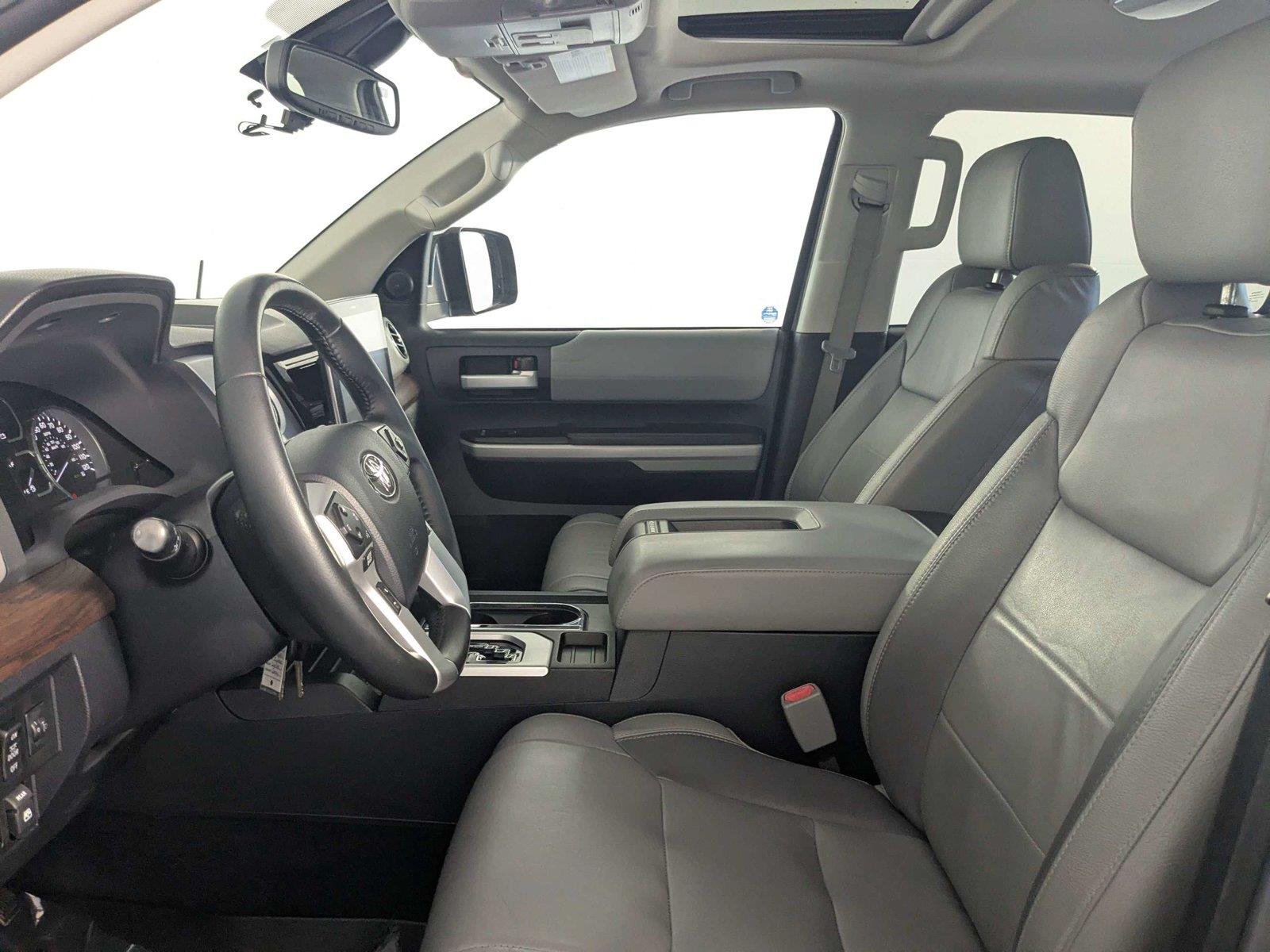 Used 2018 Magnetic Gray Metallic Toyota Limited image 11