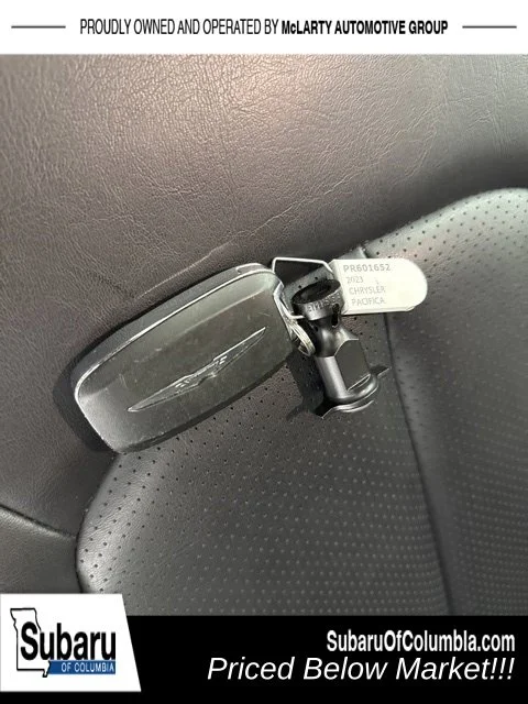 Used 2023 White Chrysler Touring L image 33